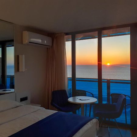巴统Only Front Sea View, No Side View, Wonderful Panorama, High Floor, Location Guarantee公寓式酒店 外观 照片