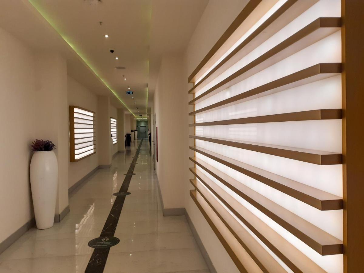 巴统Only Front Sea View, No Side View, Wonderful Panorama, High Floor, Location Guarantee公寓式酒店 外观 照片