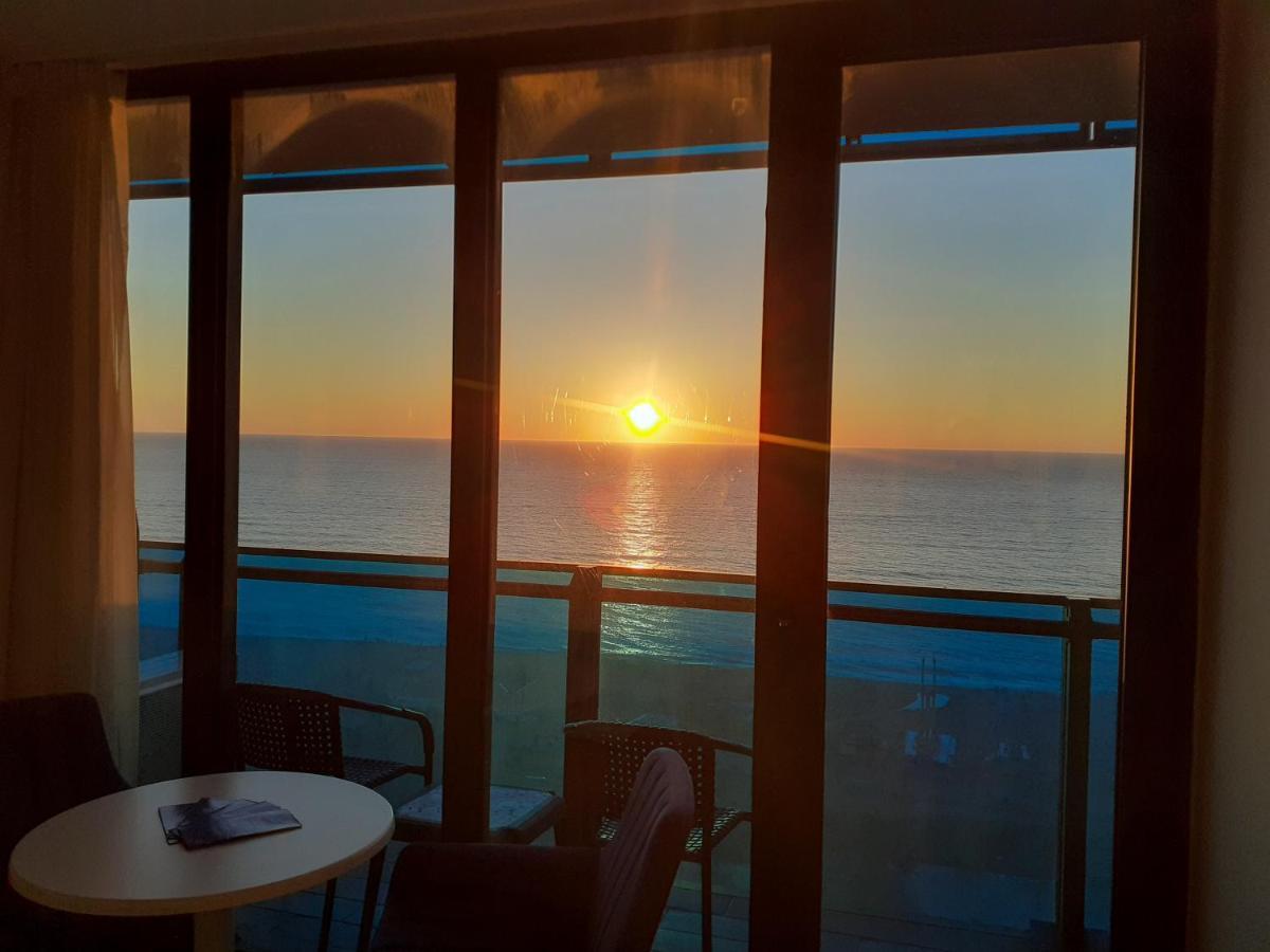巴统Only Front Sea View, No Side View, Wonderful Panorama, High Floor, Location Guarantee公寓式酒店 外观 照片