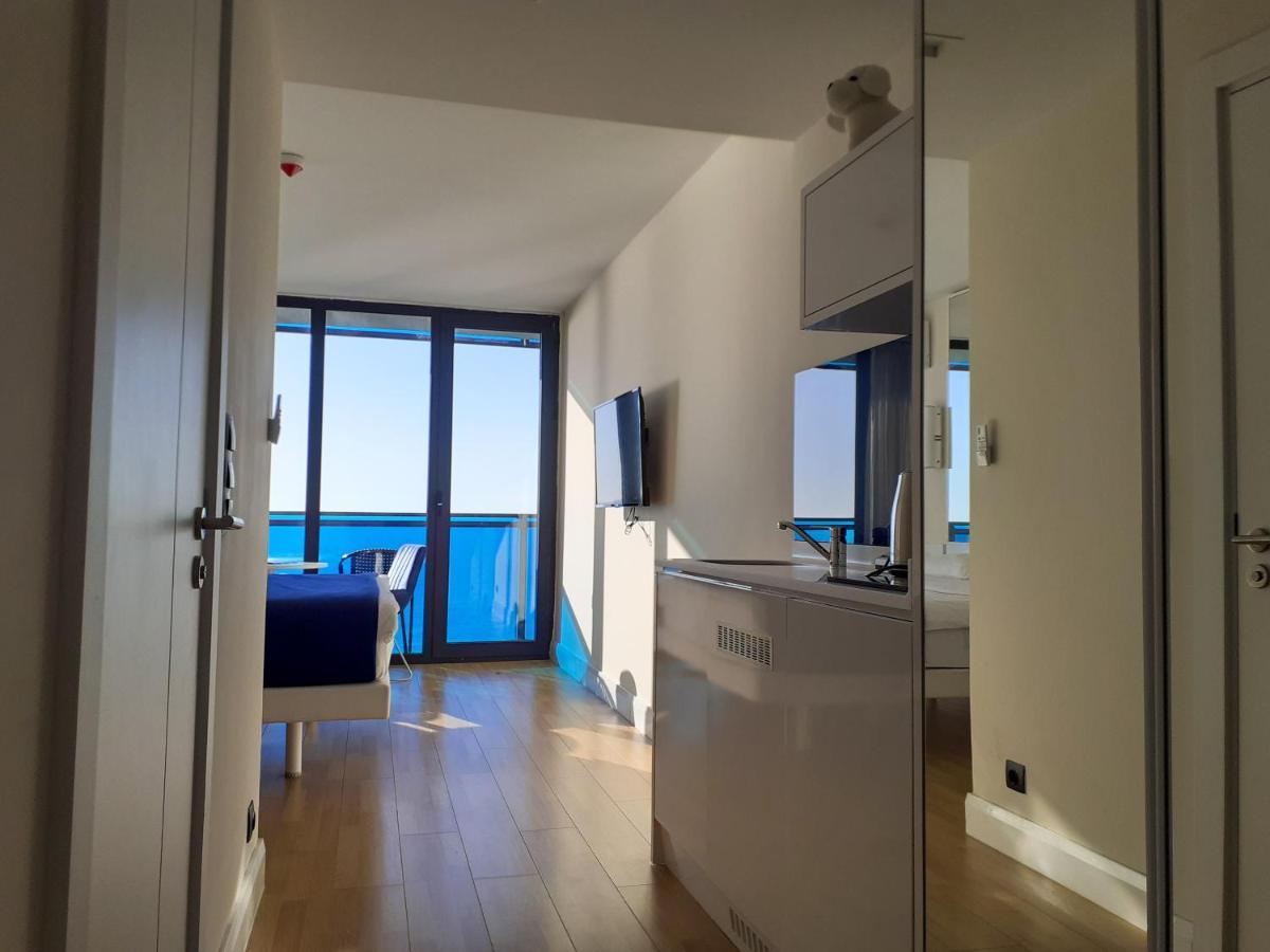 巴统Only Front Sea View, No Side View, Wonderful Panorama, High Floor, Location Guarantee公寓式酒店 外观 照片